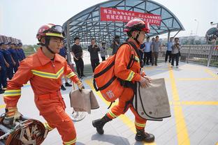 为哈兰德送出助攻最多次数榜：德布劳内18次居首，罗伊斯次席